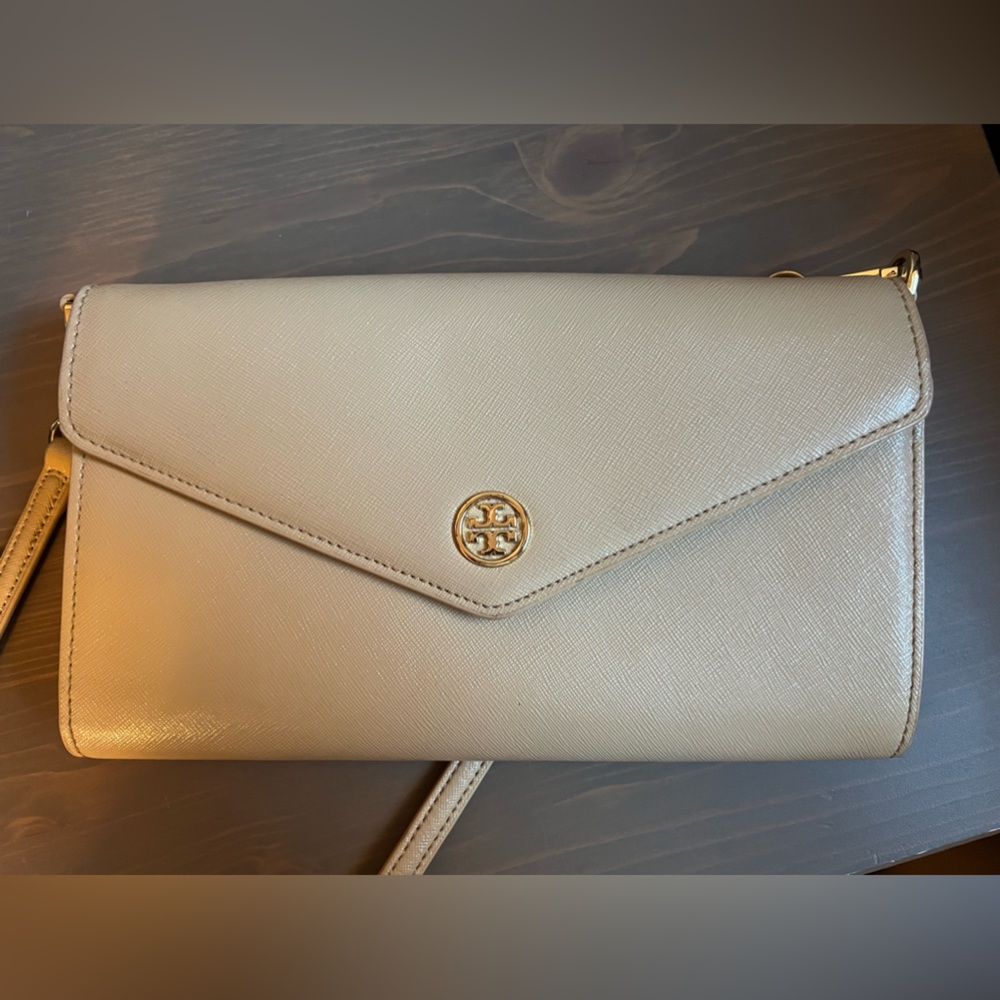 Tory Burch shoulder bag, tan. New condition